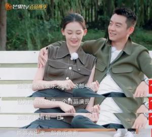 郑恺：“幸亏我和她结婚了”！婚后连生两娃被嘲恋爱脑，如今重登舞台，原来她才是人间清醒  第29张