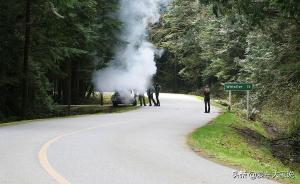 汽车脱审几天，开车去年检的路上被交警查到了，会不会处罚呢？