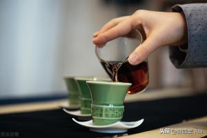 同是普洱，选“生茶”还是“熟茶”？有啥区别？才知道价值差很多