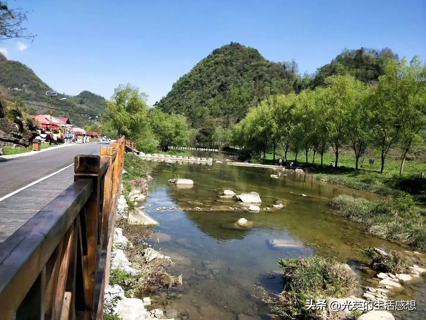 我去了毕节大方县，游了三个很美的免费景区，特别是嘎木杜鹃花