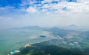 海陵岛天麓山，最高的视觉俯瞰海陵岛，风车教堂配山海，美如画卷-图10