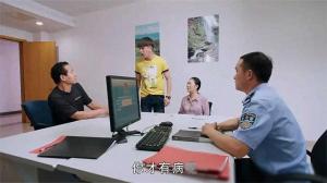 爱人：超市诬陷老太太偷东西，直接报警喊她家属，殊不知她儿身份