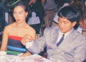 1991年，陈百强忍泪参加何超琼婚礼，2年后何超琼坚持为其扶灵  第8张