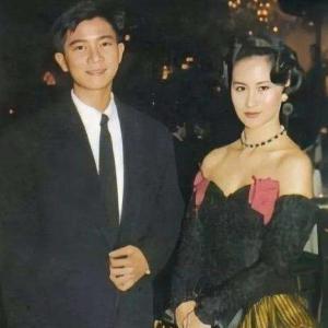 1991年，陈百强忍泪参加何超琼婚礼，2年后何超琼坚持为其扶灵  第18张