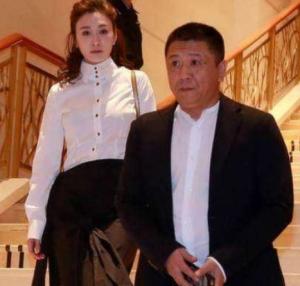 徐佳宁：苦等“闺蜜”16年，娶李小冉为妻，婚后将她宠成小公主  第17张