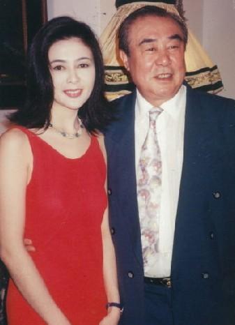 “最美十三姨”关之琳的情史，和她背后的那些男人-图14